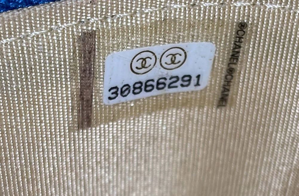 Chanel Pearl Crush Vanity Case With #210562C38B - Picture 7 of 7